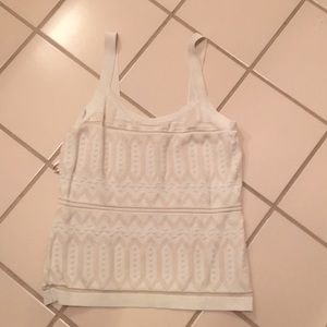 Pretty cream subtle design knit tank